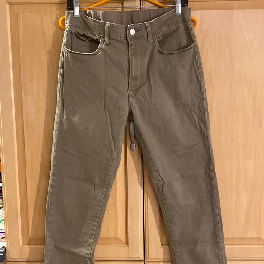 Uniqlo men’s pants size Medium